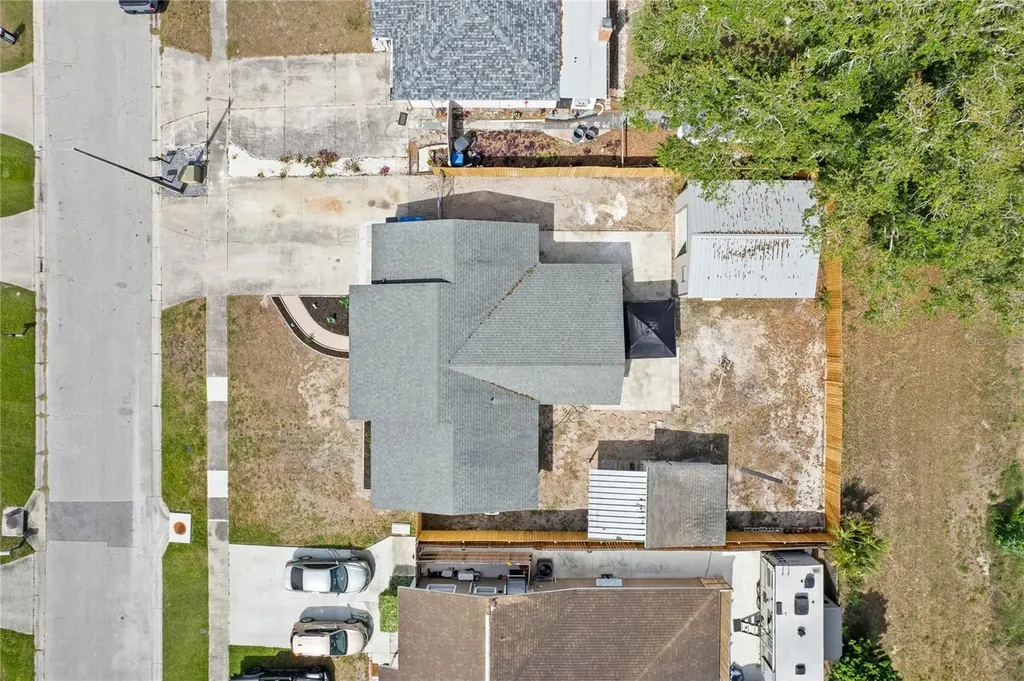 8335 Galewood Circle Tampa FL 33615