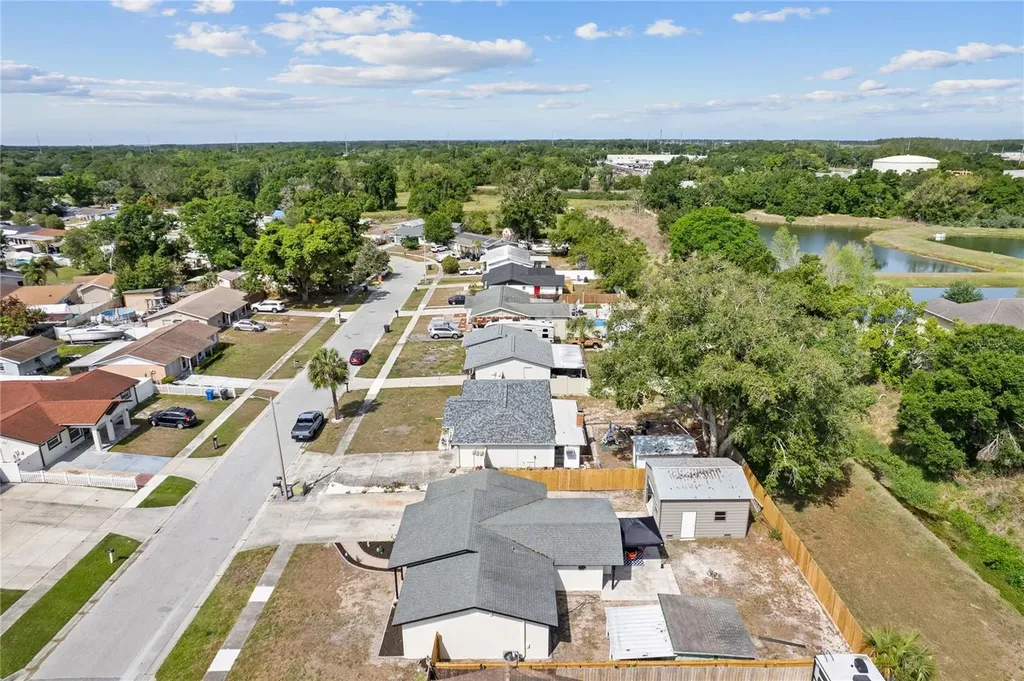 8335 Galewood Circle Tampa FL 33615