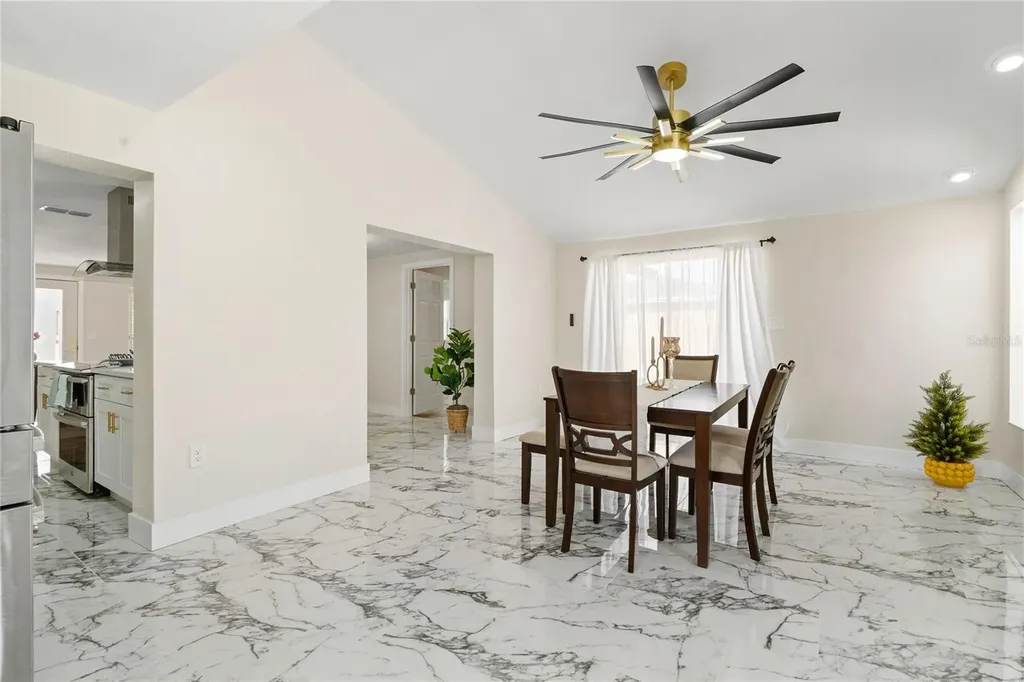 8335 Galewood Circle Tampa FL 33615