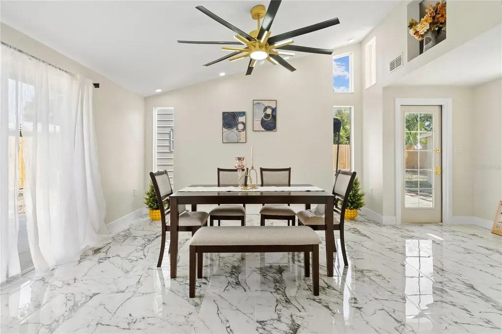 8335 Galewood Circle Tampa FL 33615