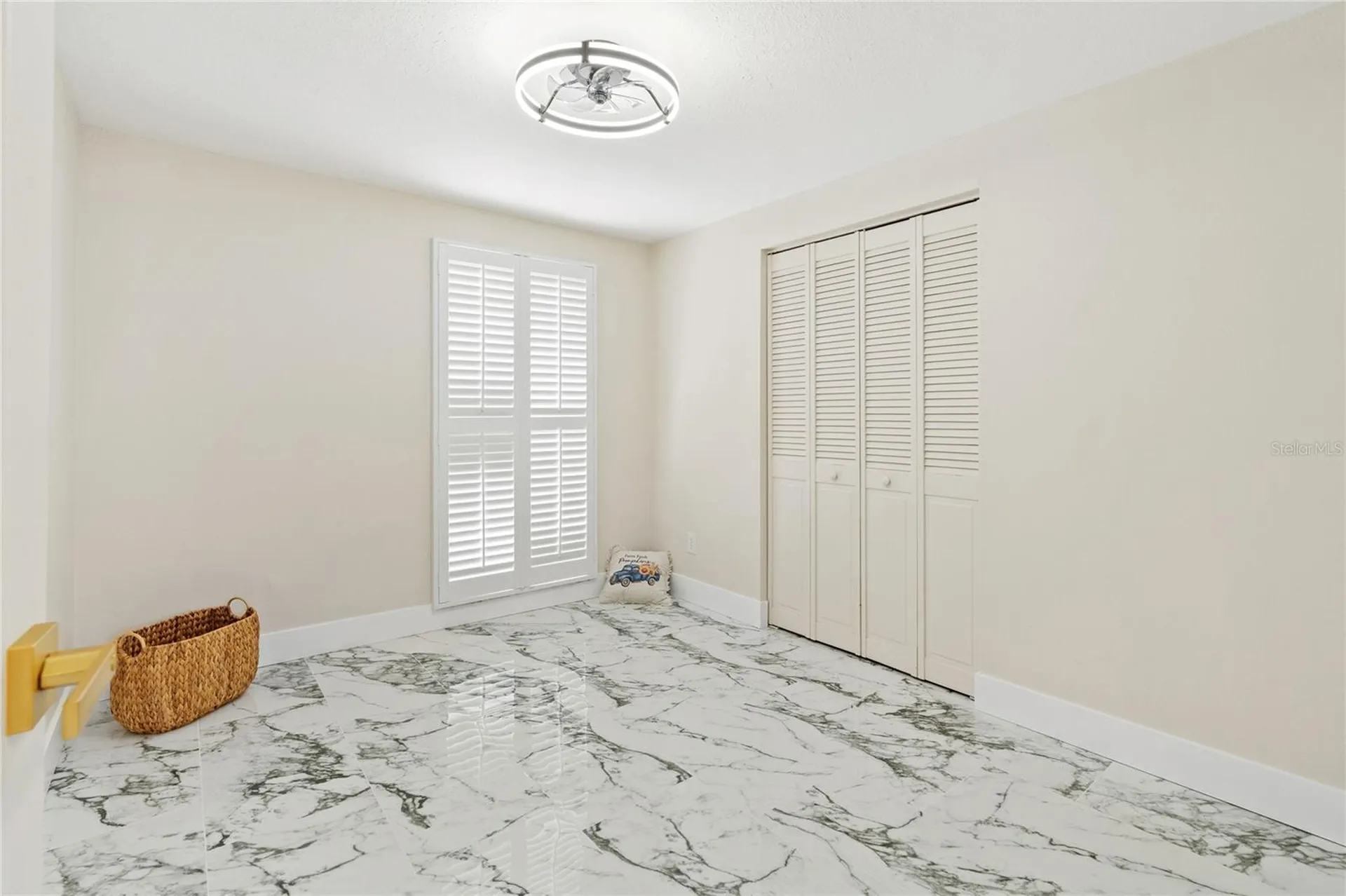 8335 Galewood Circle Tampa FL 33615