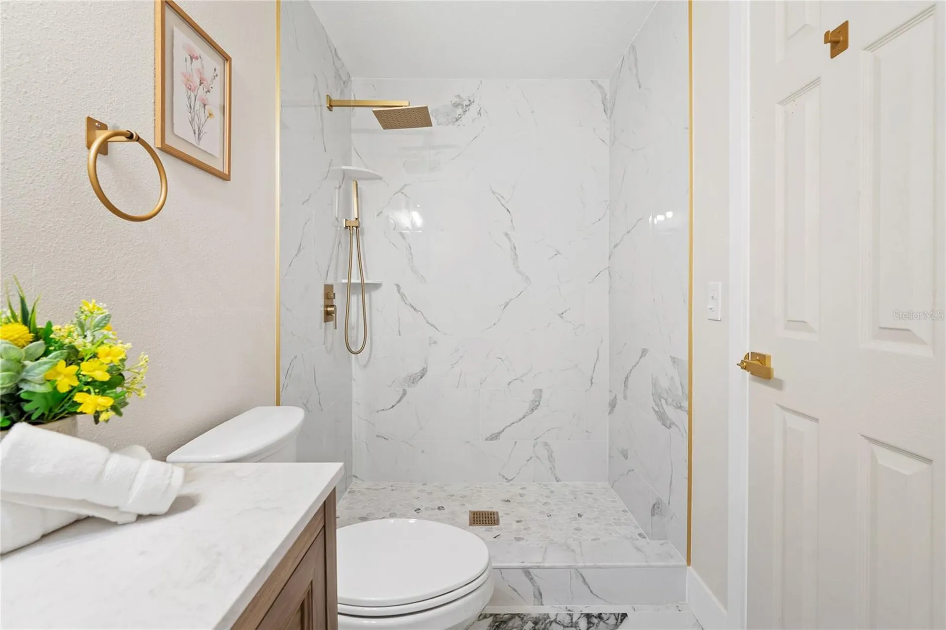 8335 Galewood Circle Tampa FL 33615