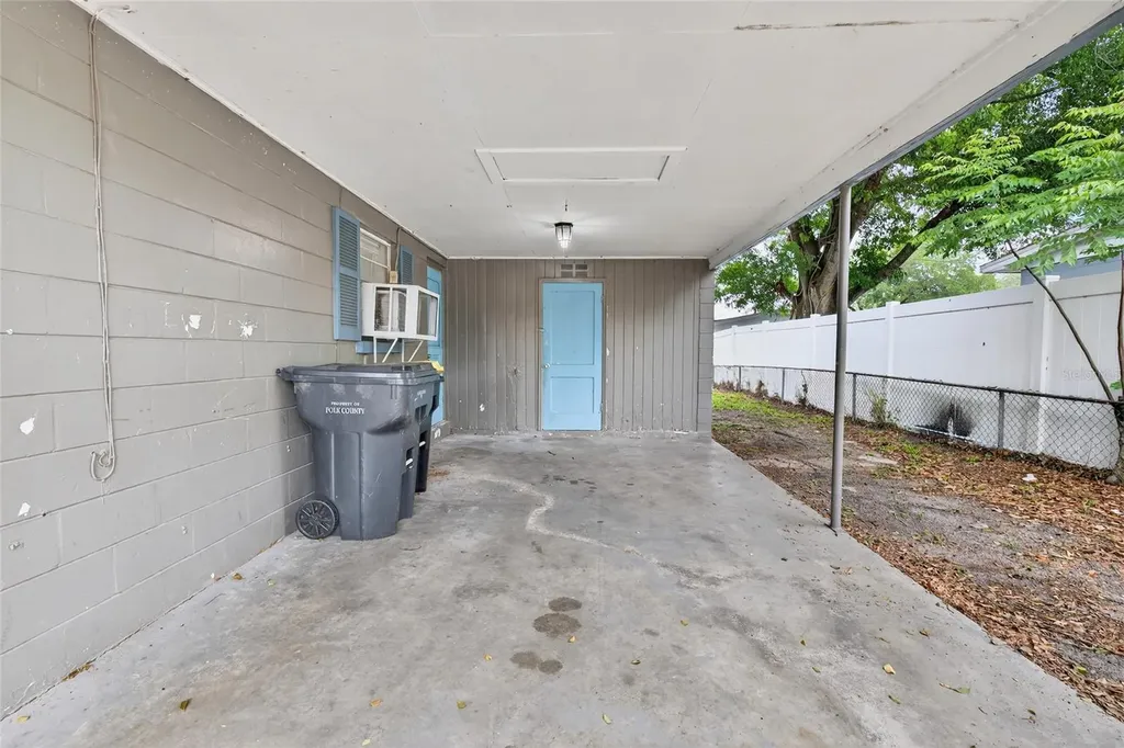 1232 Woodland Avenue Lakeland FL 33801