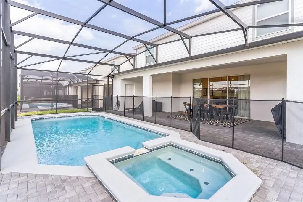 2320 Lelani Circle Davenport FL 33897