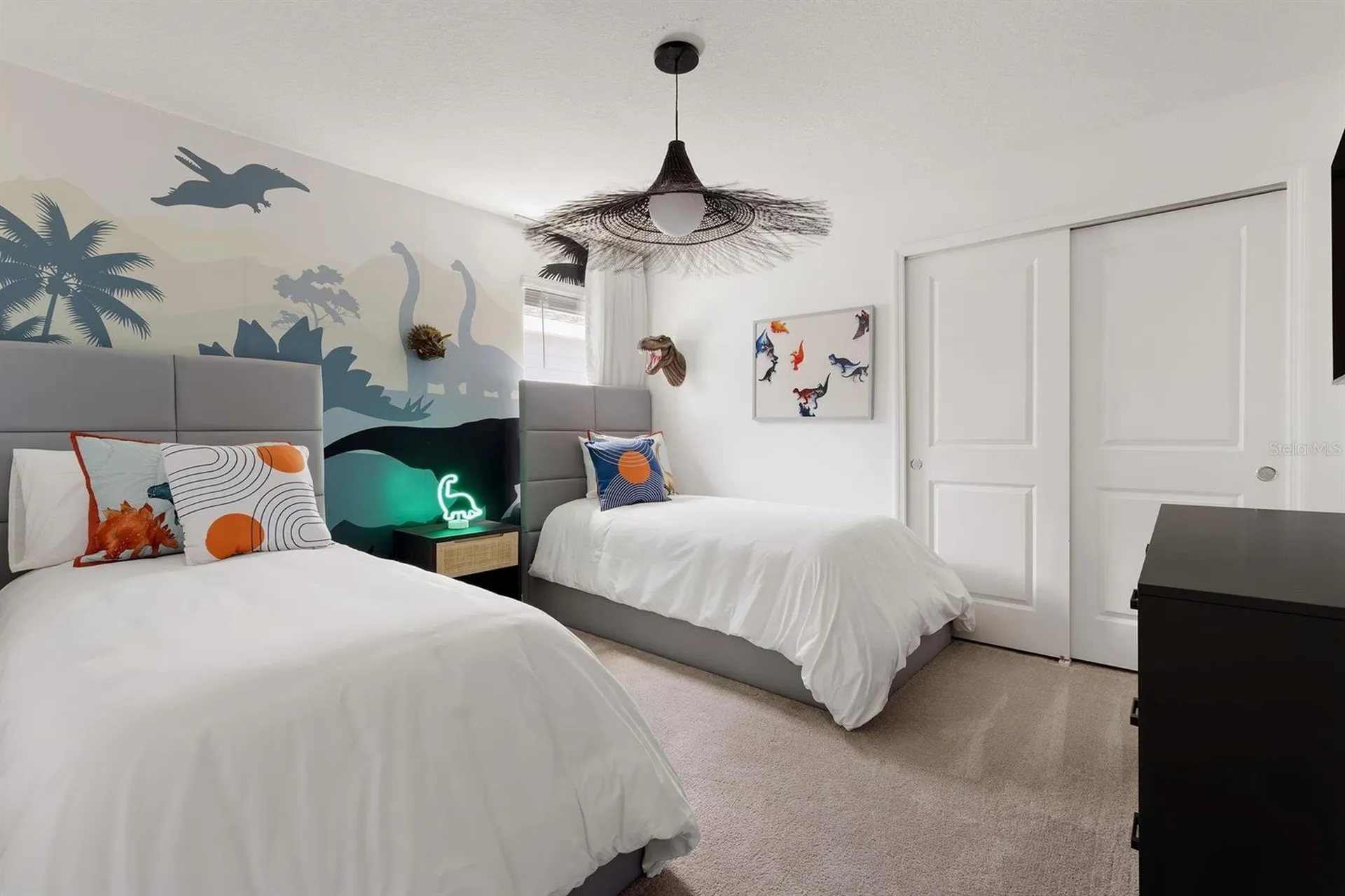2320 Lelani Circle Davenport FL 33897