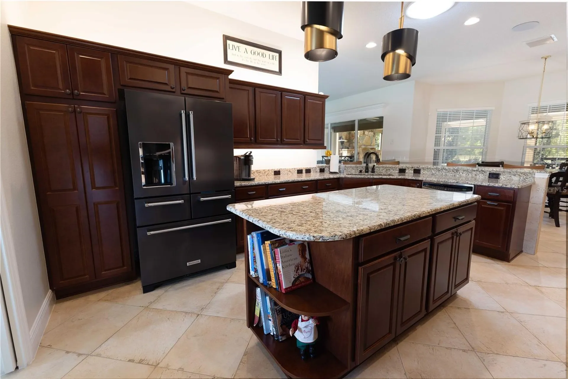 10517 NE 27th Street Oxford FL 34484