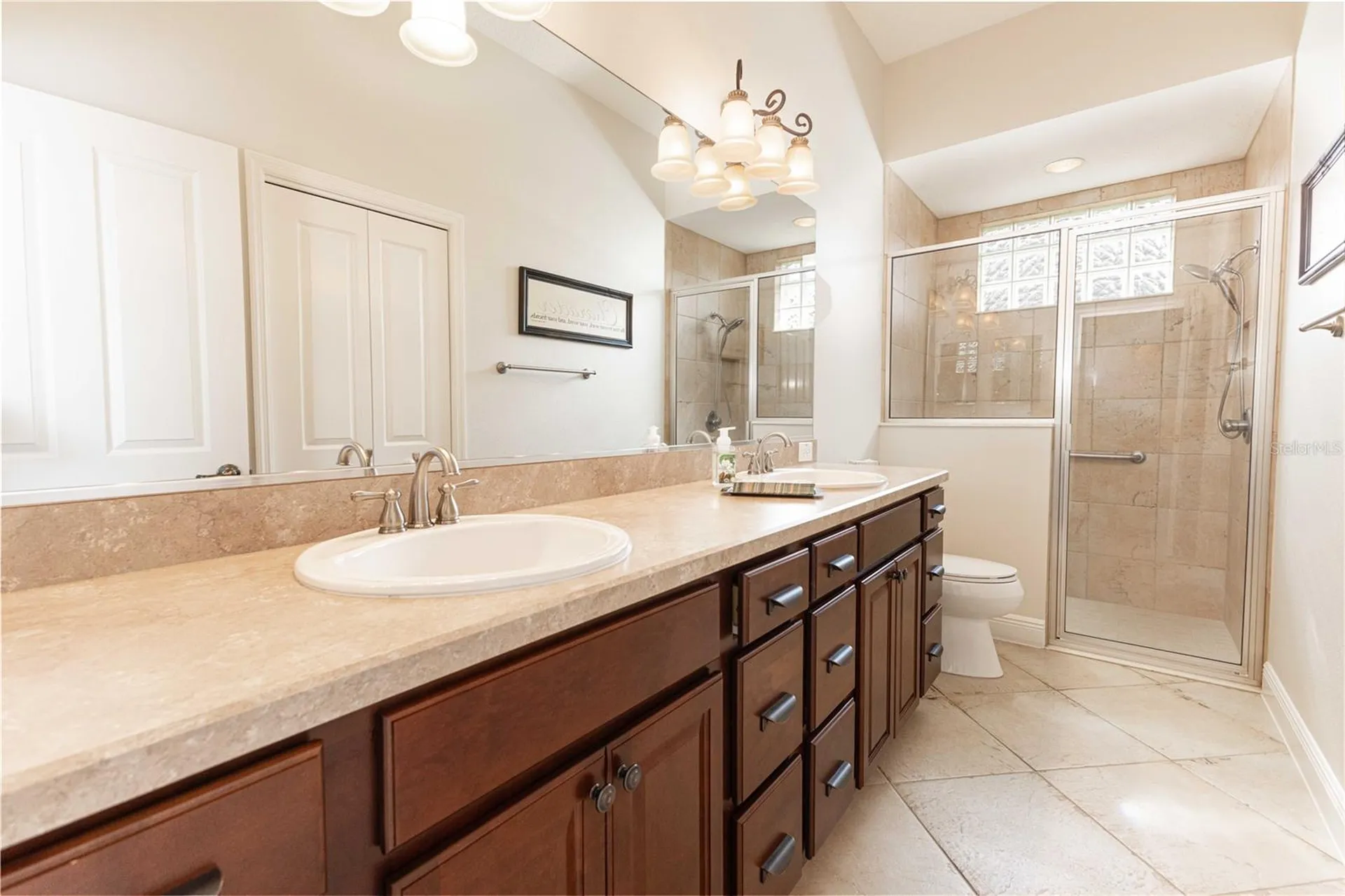 10517 NE 27th Street Oxford FL 34484