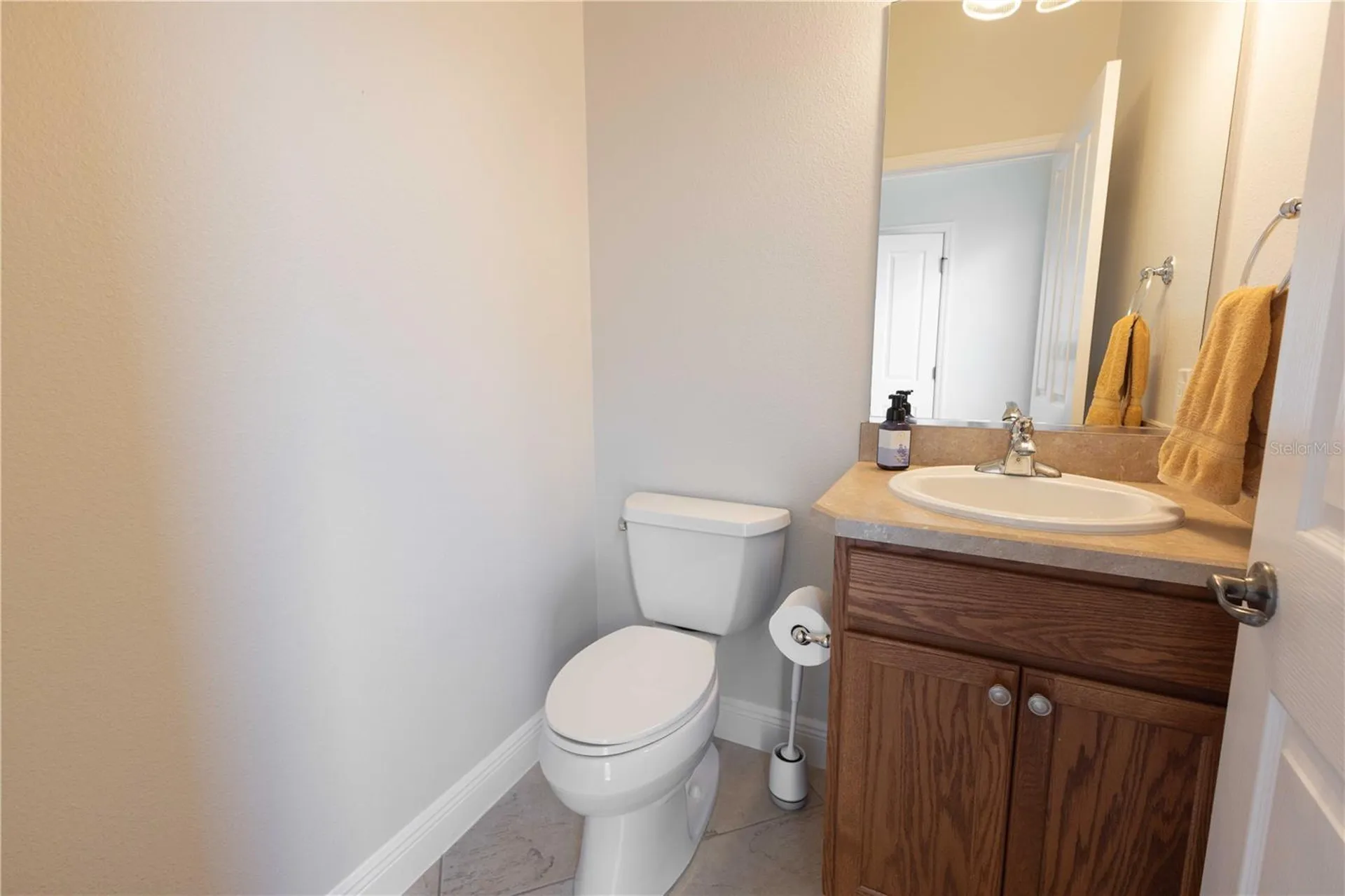 10517 NE 27th Street Oxford FL 34484