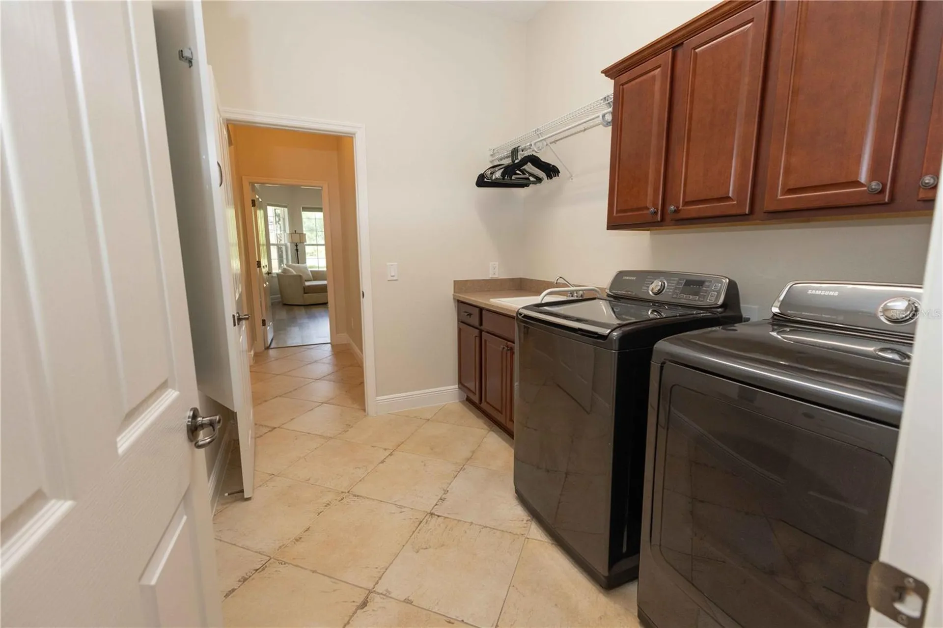 10517 NE 27th Street Oxford FL 34484