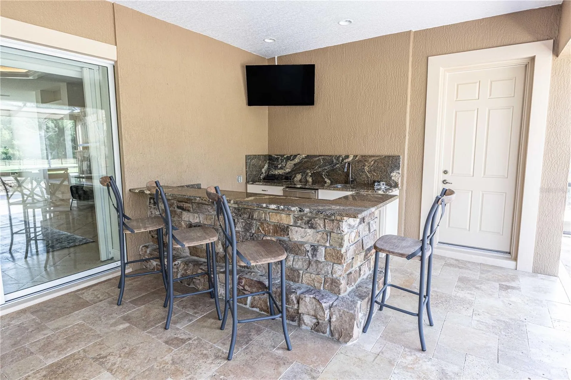10517 NE 27th Street Oxford FL 34484