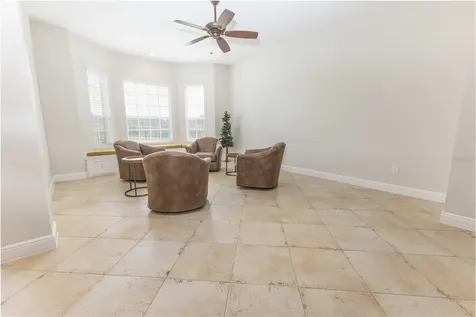 10517 NE 27th Street Oxford FL 34484