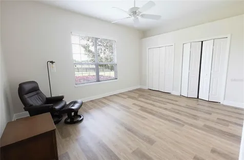 10517 NE 27th Street Oxford FL 34484