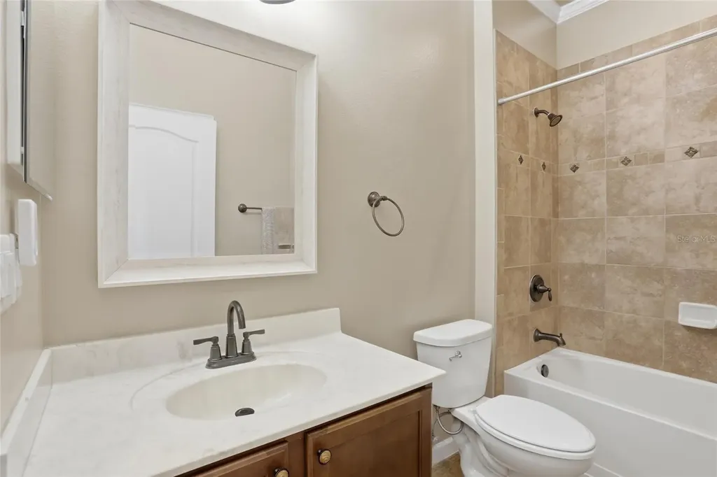 877 Haring Lane Mount Dora FL 32757