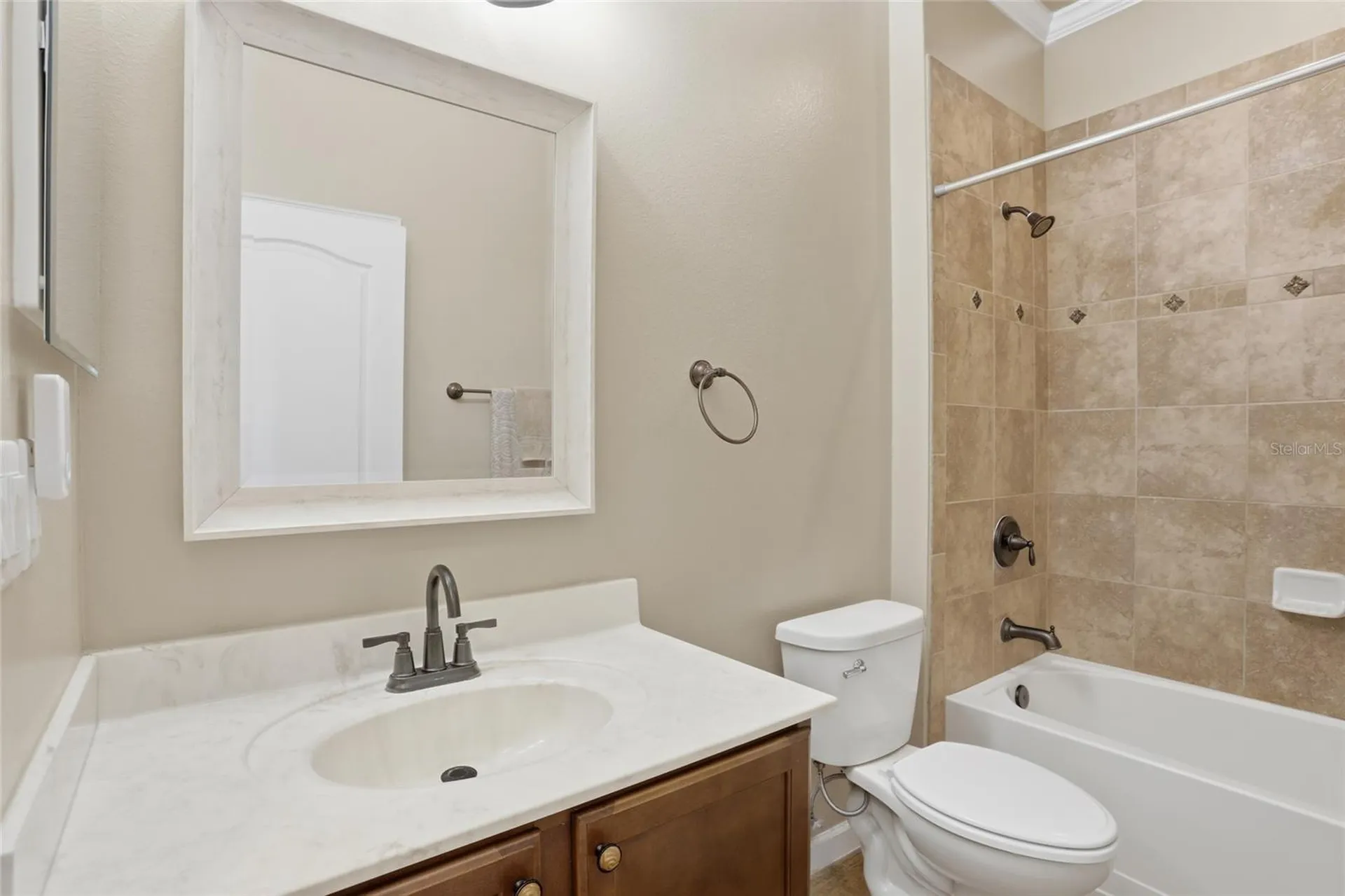 877 Haring Lane Mount Dora FL 32757