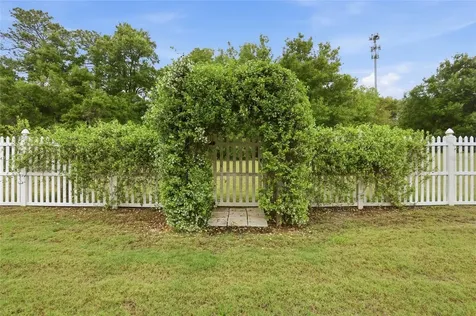 877 Haring Lane Mount Dora FL 32757