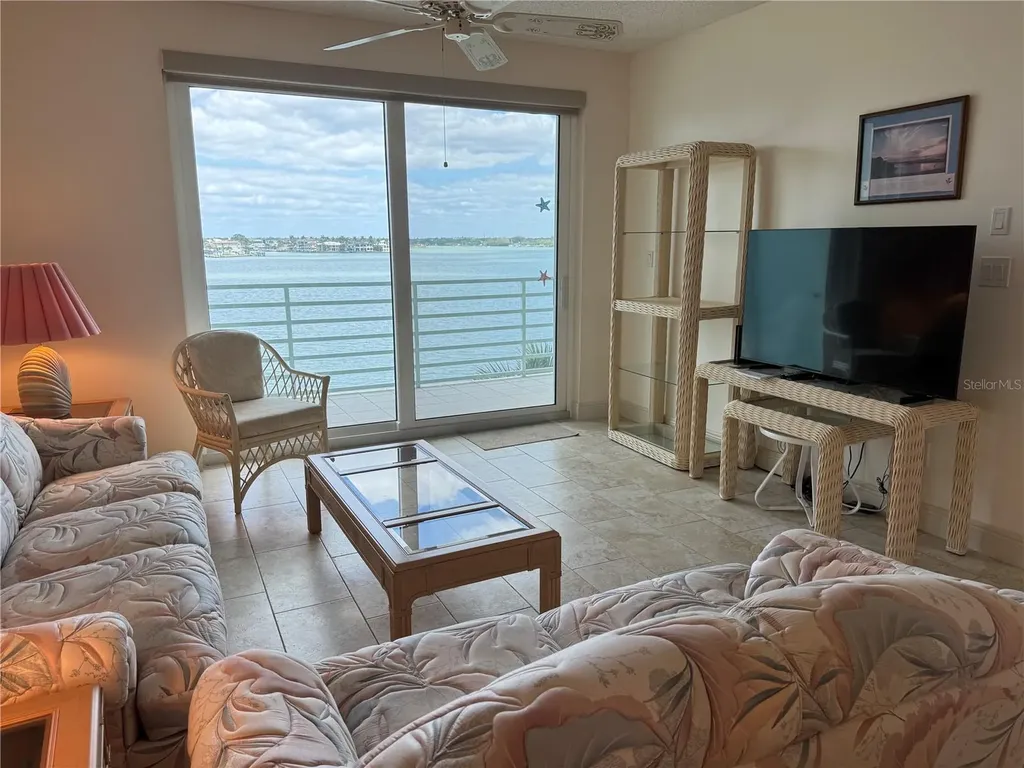 7979 Sailboat Key Boulevard S South Pasadena FL 33707