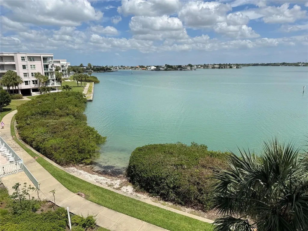 7979 Sailboat Key Boulevard S South Pasadena FL 33707