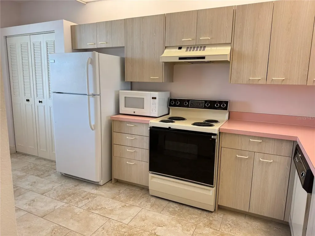 7979 Sailboat Key Boulevard S South Pasadena FL 33707