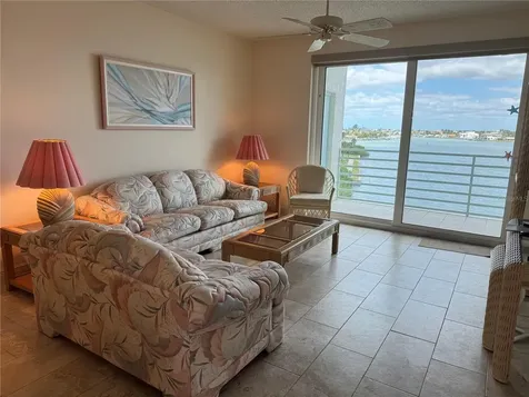 7979 Sailboat Key Boulevard S South Pasadena FL 33707