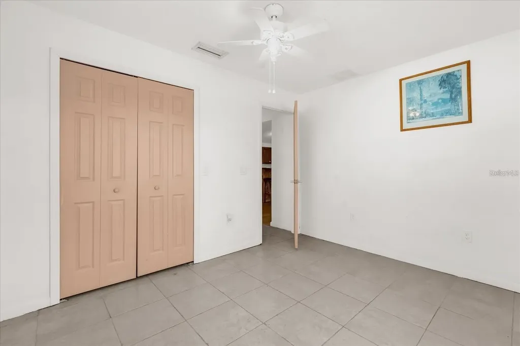 910 W Rich Drive Mount Dora FL 32757
