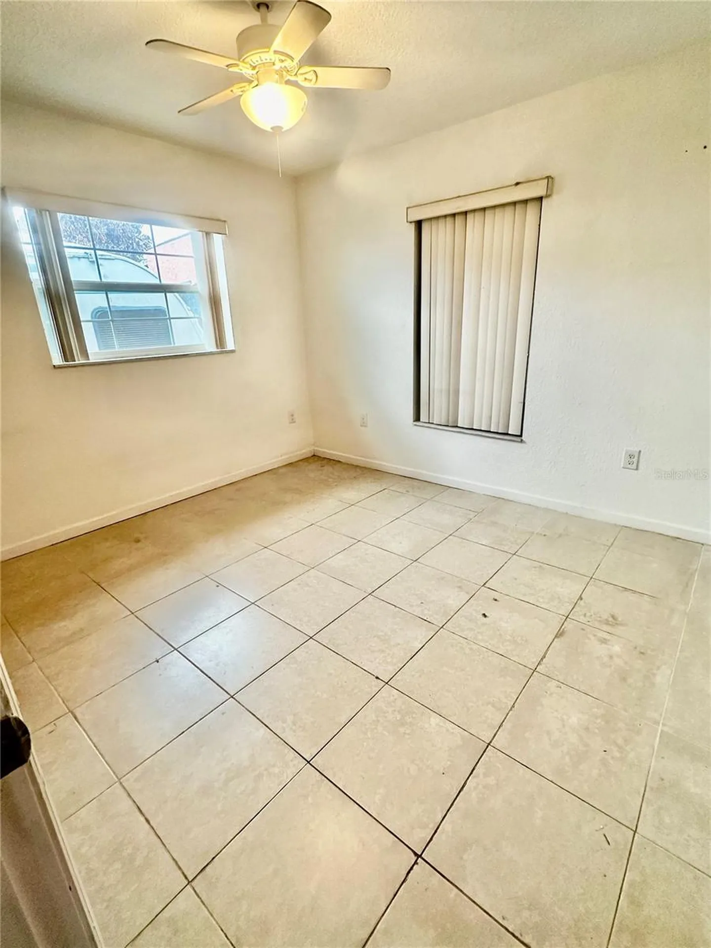 910 W Rich Drive Mount Dora FL 32757