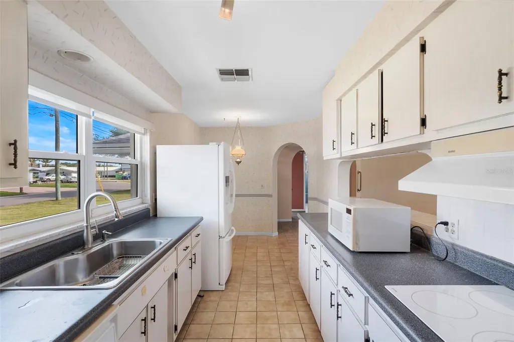 1768 Harbor Circle E Largo FL 33770