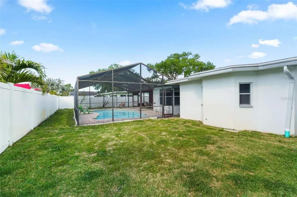 1768 Harbor Circle E Largo FL 33770