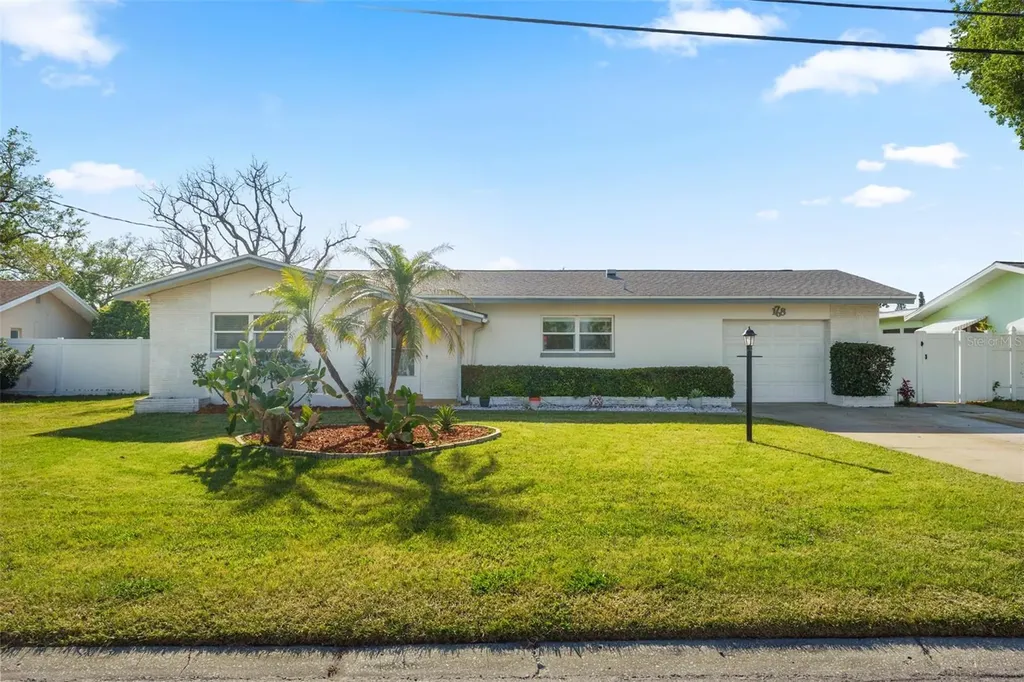 1768 Harbor Circle E Largo FL 33770