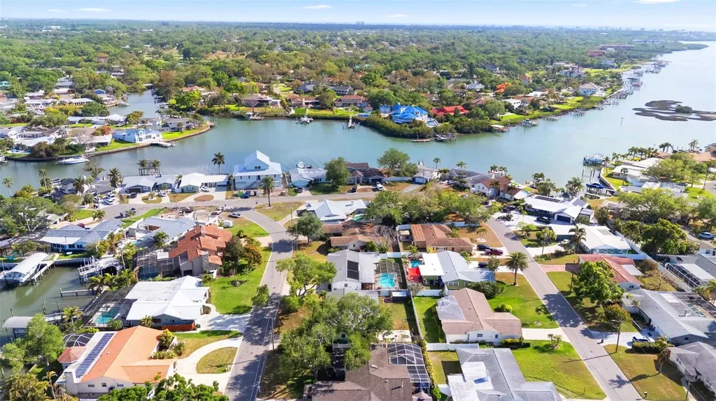 1768 Harbor Circle E Largo FL 33770