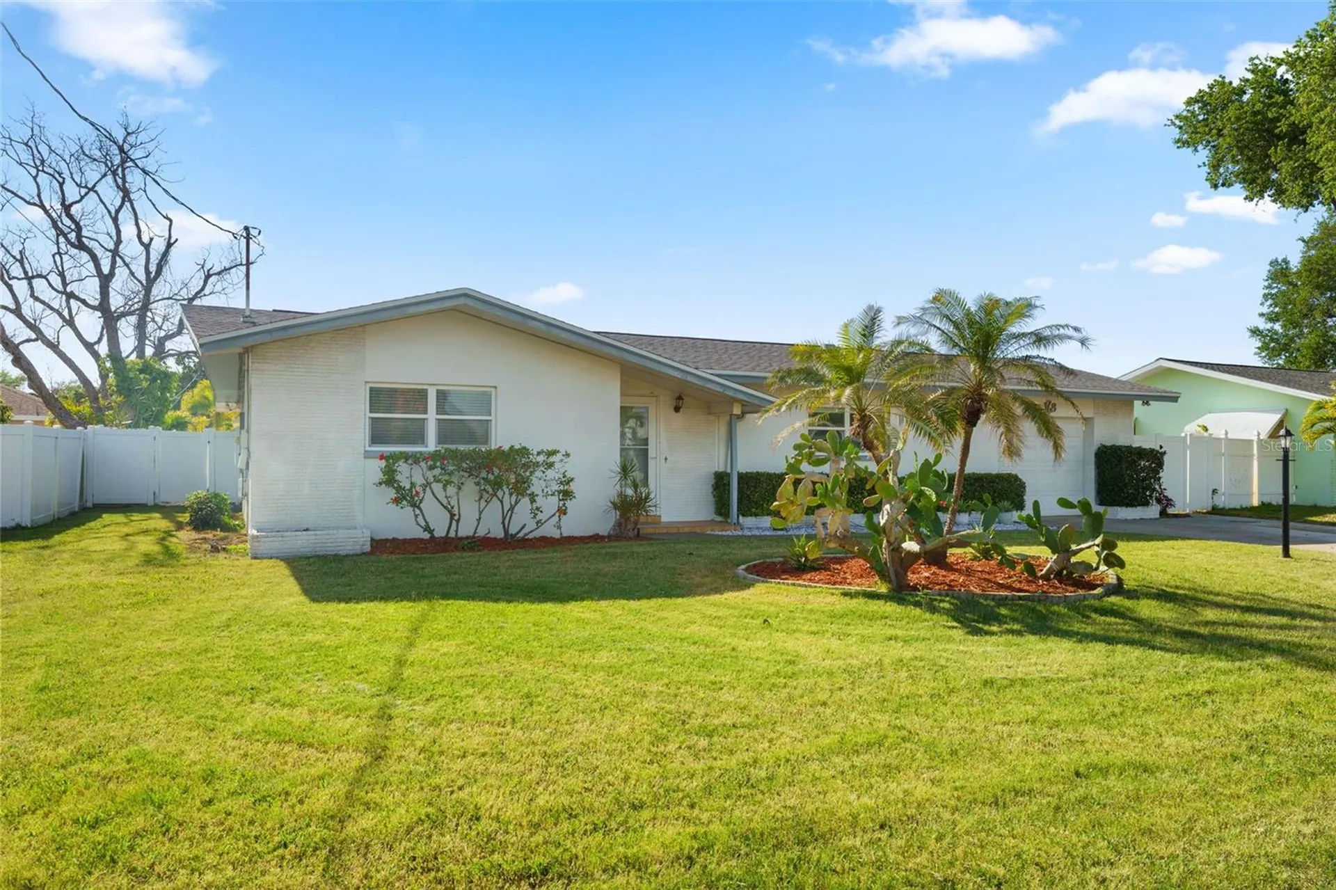 1768 Harbor Circle E Largo FL 33770