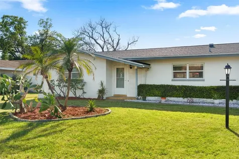 1768 Harbor Circle E Largo FL 33770