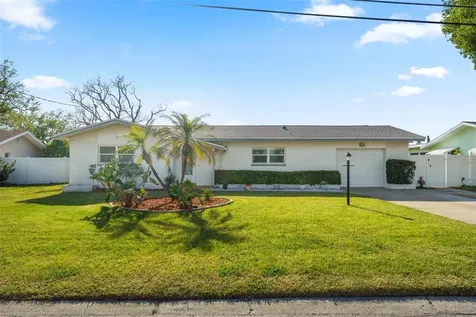 1768 Harbor Circle E Largo FL 33770