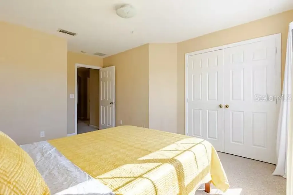 3041 Ashland Ln S Kissimmee FL 34741