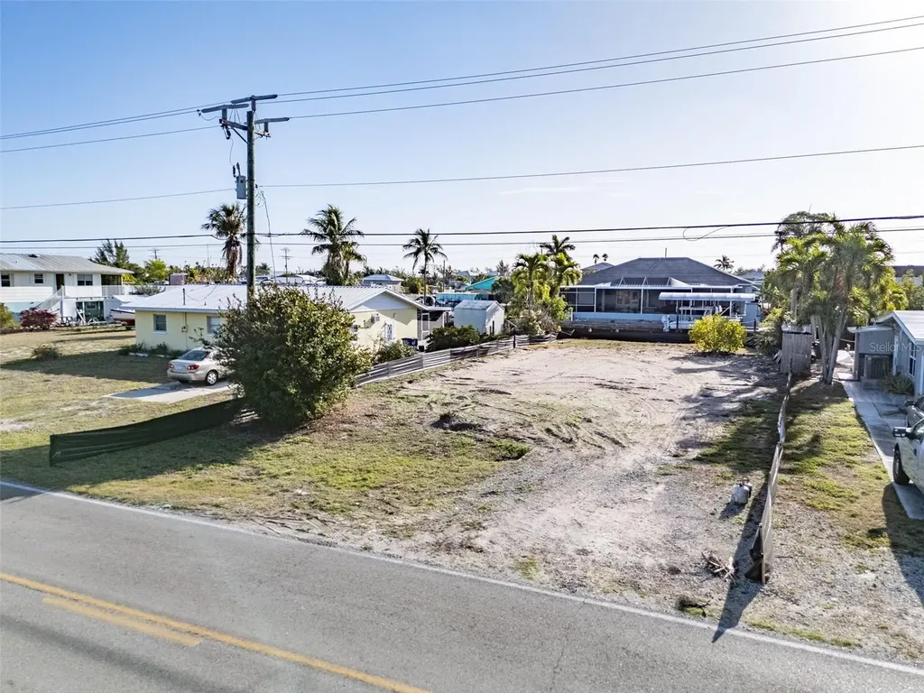 3314 York Road St James City FL 33956