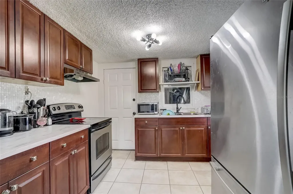 2902 Pershing Street Kissimmee FL 34741