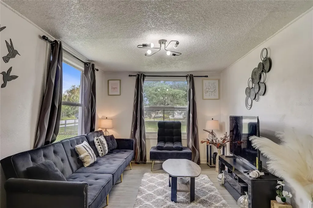 2902 Pershing Street Kissimmee FL 34741
