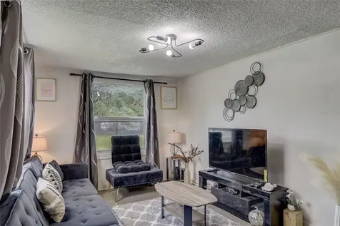 2902 Pershing Street Kissimmee FL 34741