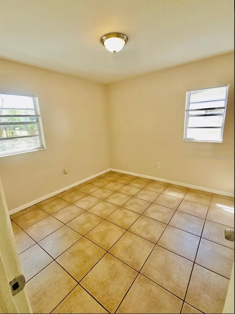 10011 N 23rd Street Tampa FL 33612