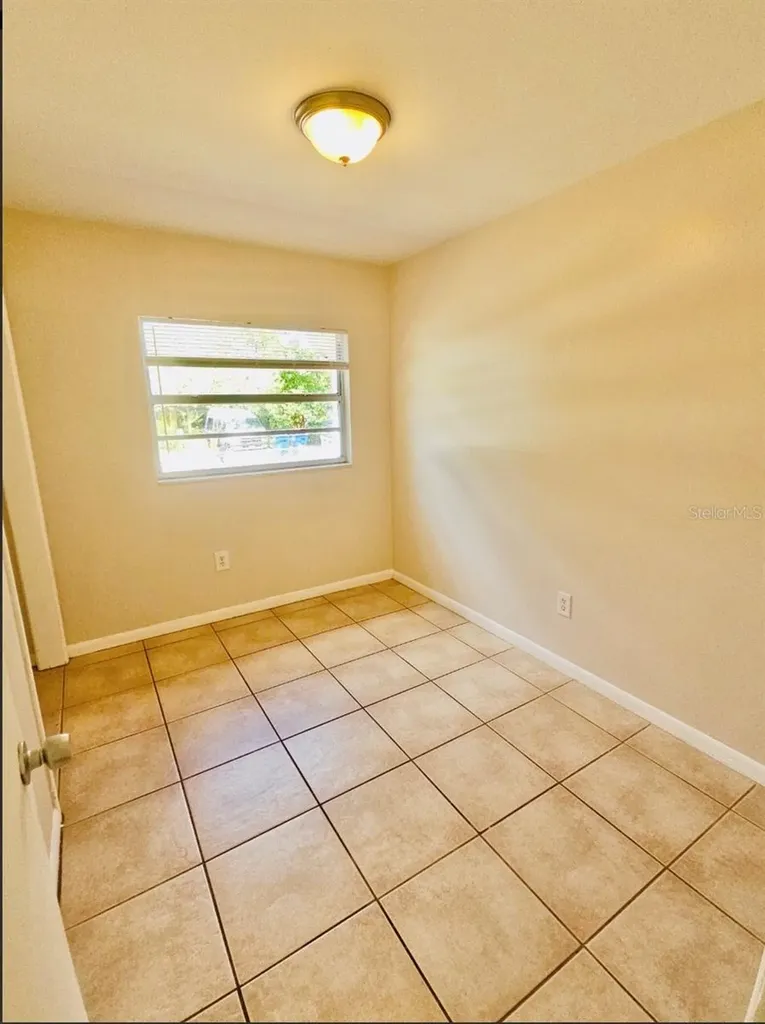 10011 N 23rd Street Tampa FL 33612