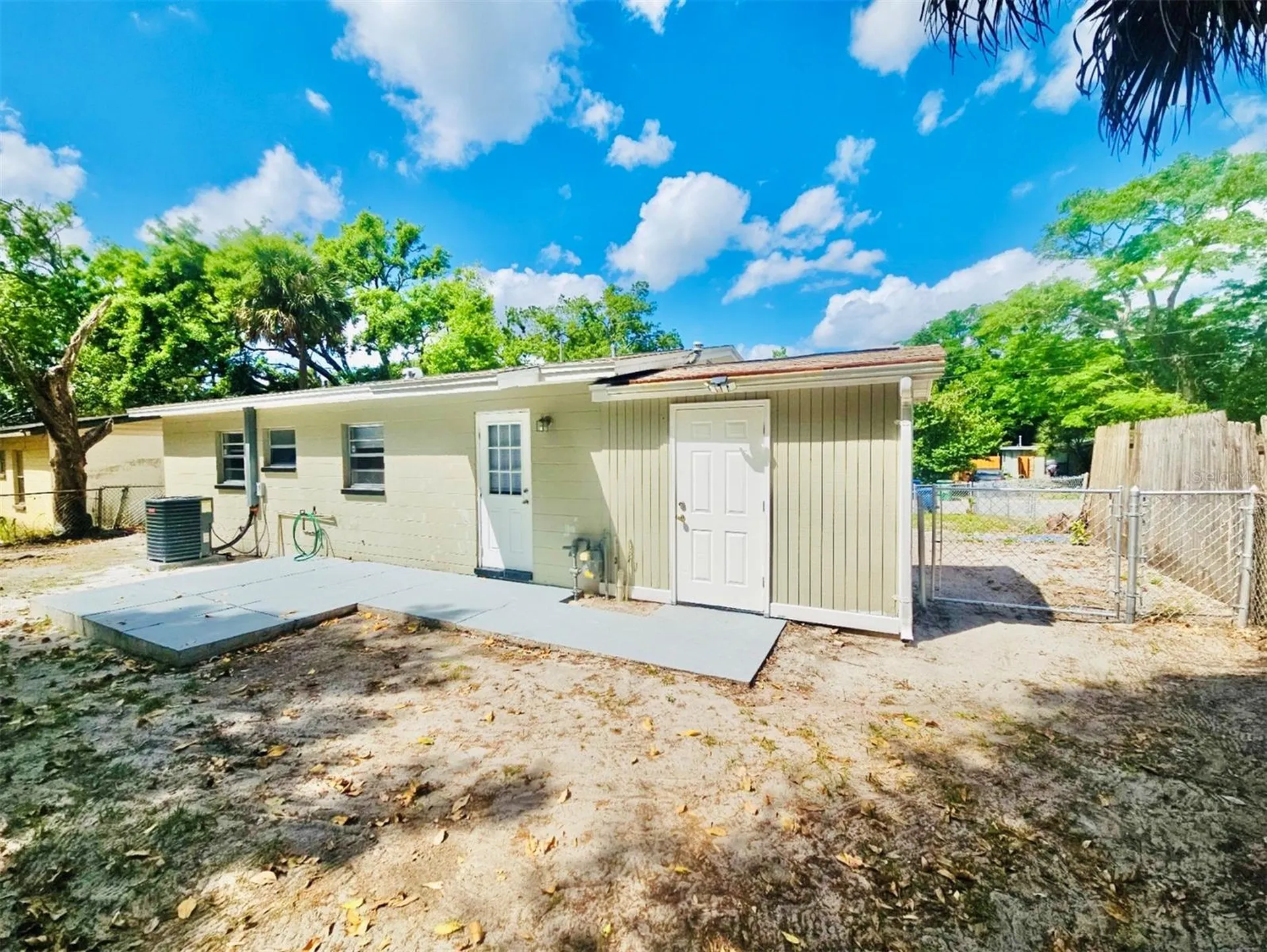 10011 N 23rd Street Tampa FL 33612