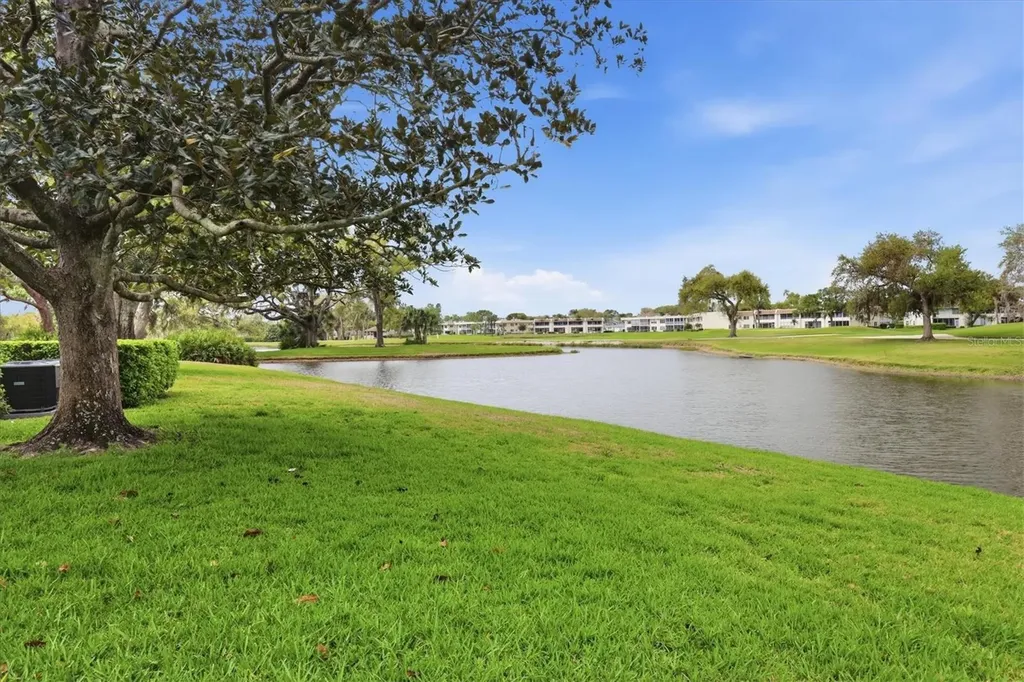 7130 Fairway Bend Lane Sarasota FL 34243
