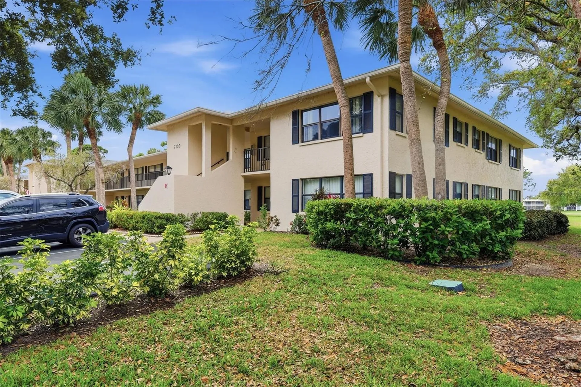7130 Fairway Bend Lane Sarasota FL 34243
