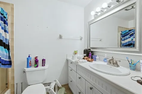 7130 Fairway Bend Lane Sarasota FL 34243