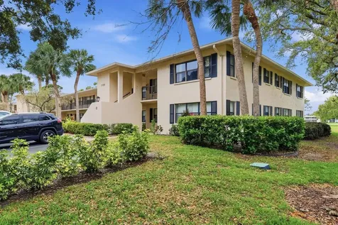 7130 Fairway Bend Lane Sarasota FL 34243