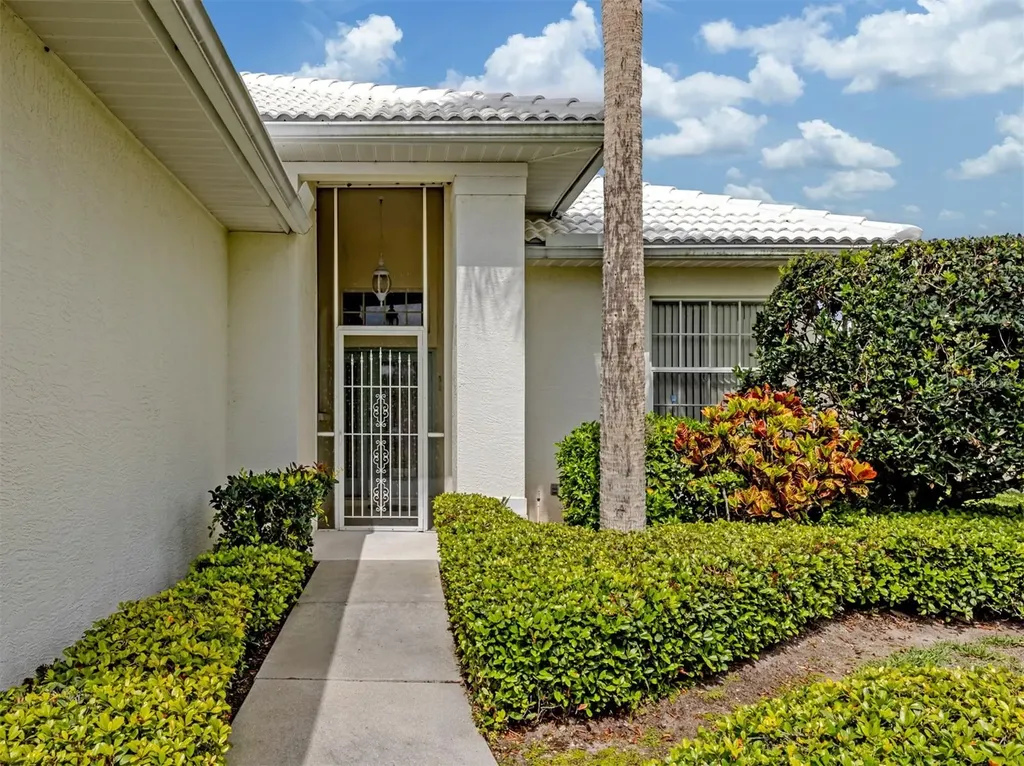 737 Pond Lily Way Venice FL 34293