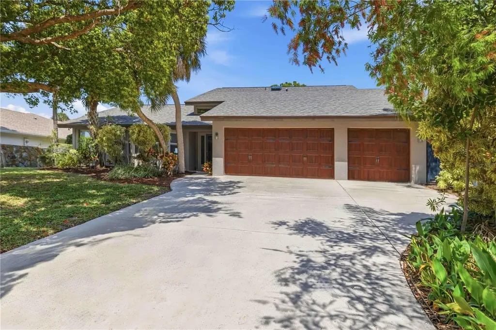 3953 Prairie Dunes Drive Sarasota FL 34238