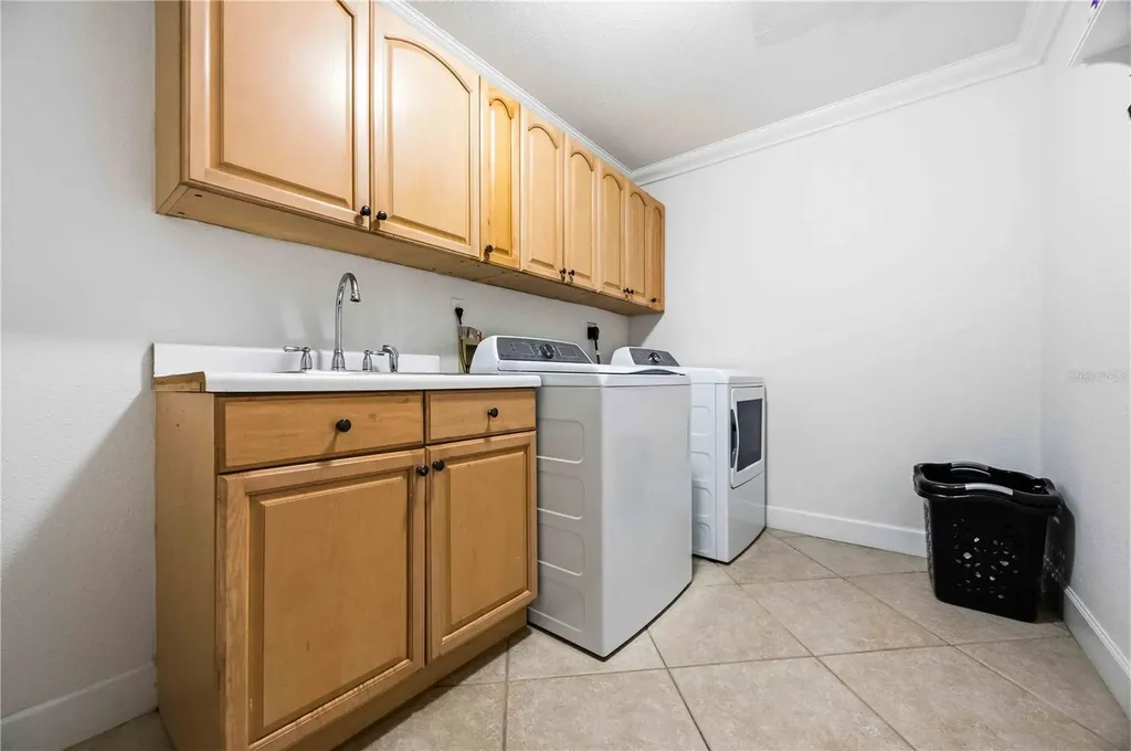 3953 Prairie Dunes Drive Sarasota FL 34238