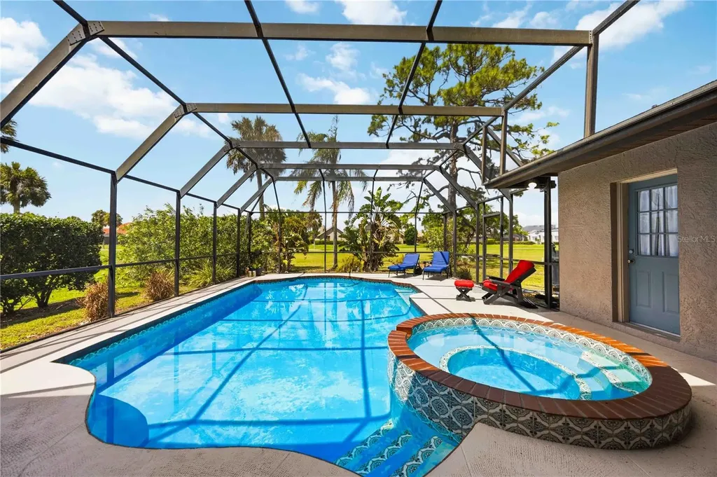 3953 Prairie Dunes Drive Sarasota FL 34238