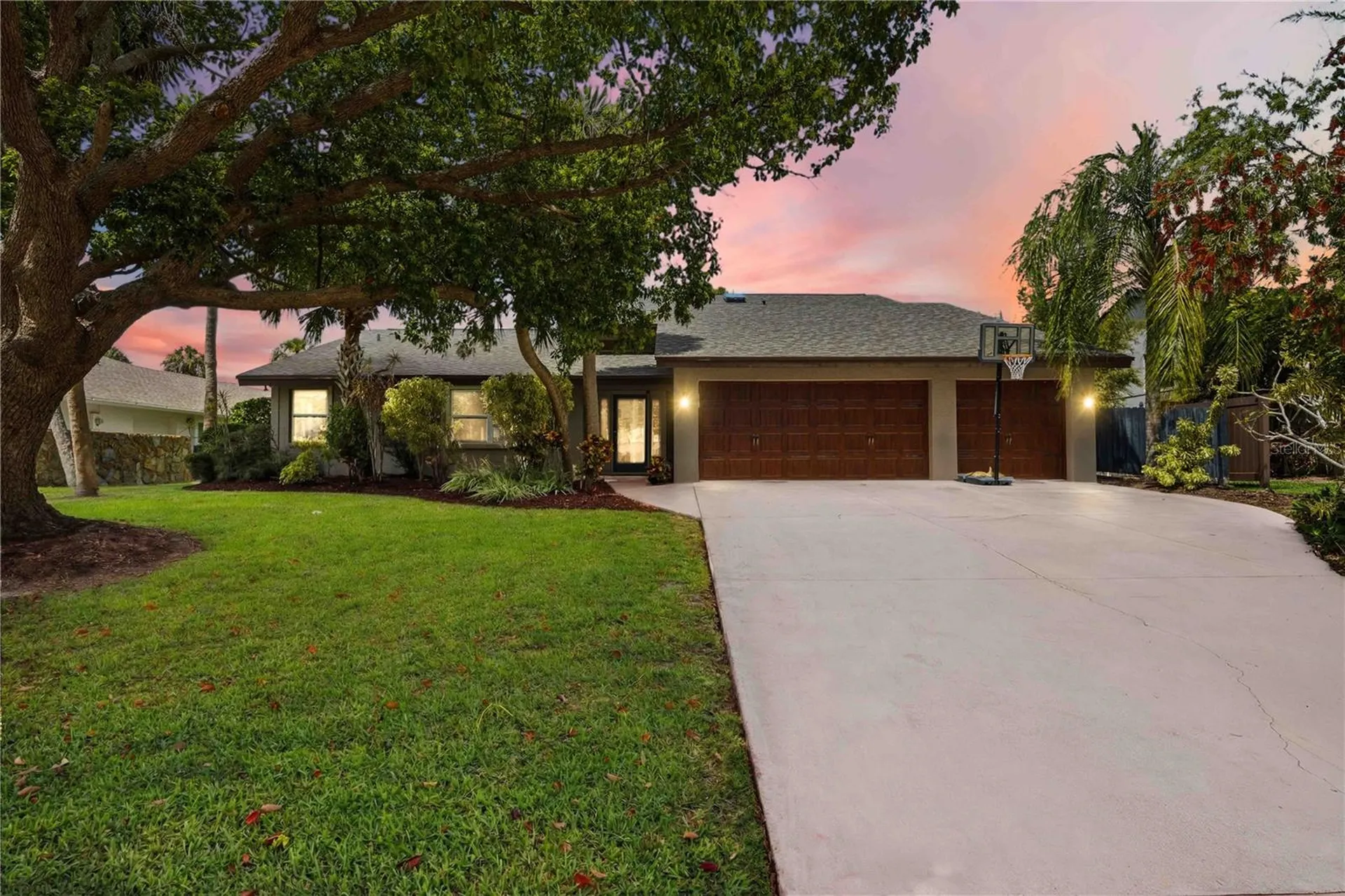 3953 Prairie Dunes Drive Sarasota FL 34238