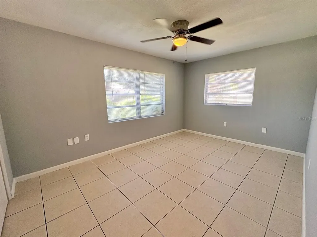 1203 N Lavon Avenue Kissimmee FL 34741